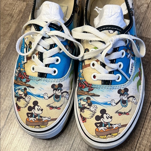 VANS DISNEY Aloha Mickey Minnie Mouse Hawaii Shoes Limited Edition - Picture 2 of 9
